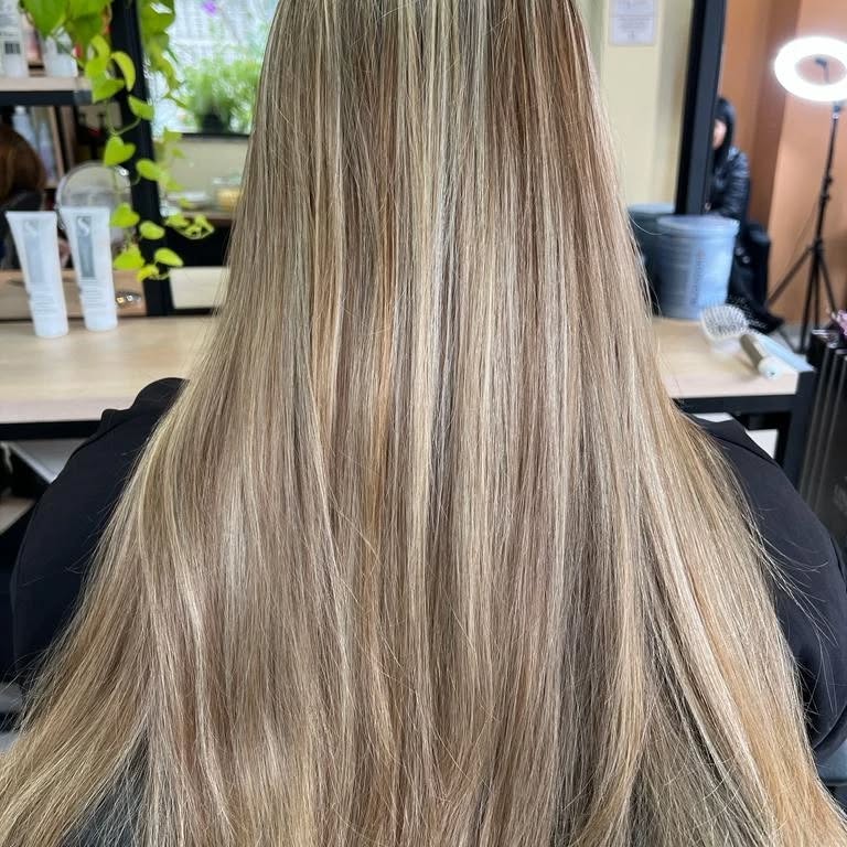 Retoque de Raiz na Mooca | Cabelo Impecável no Beauty C Studio Retoque de Raiz na Mooca | Cabelo Impecável no Beauty C Studio