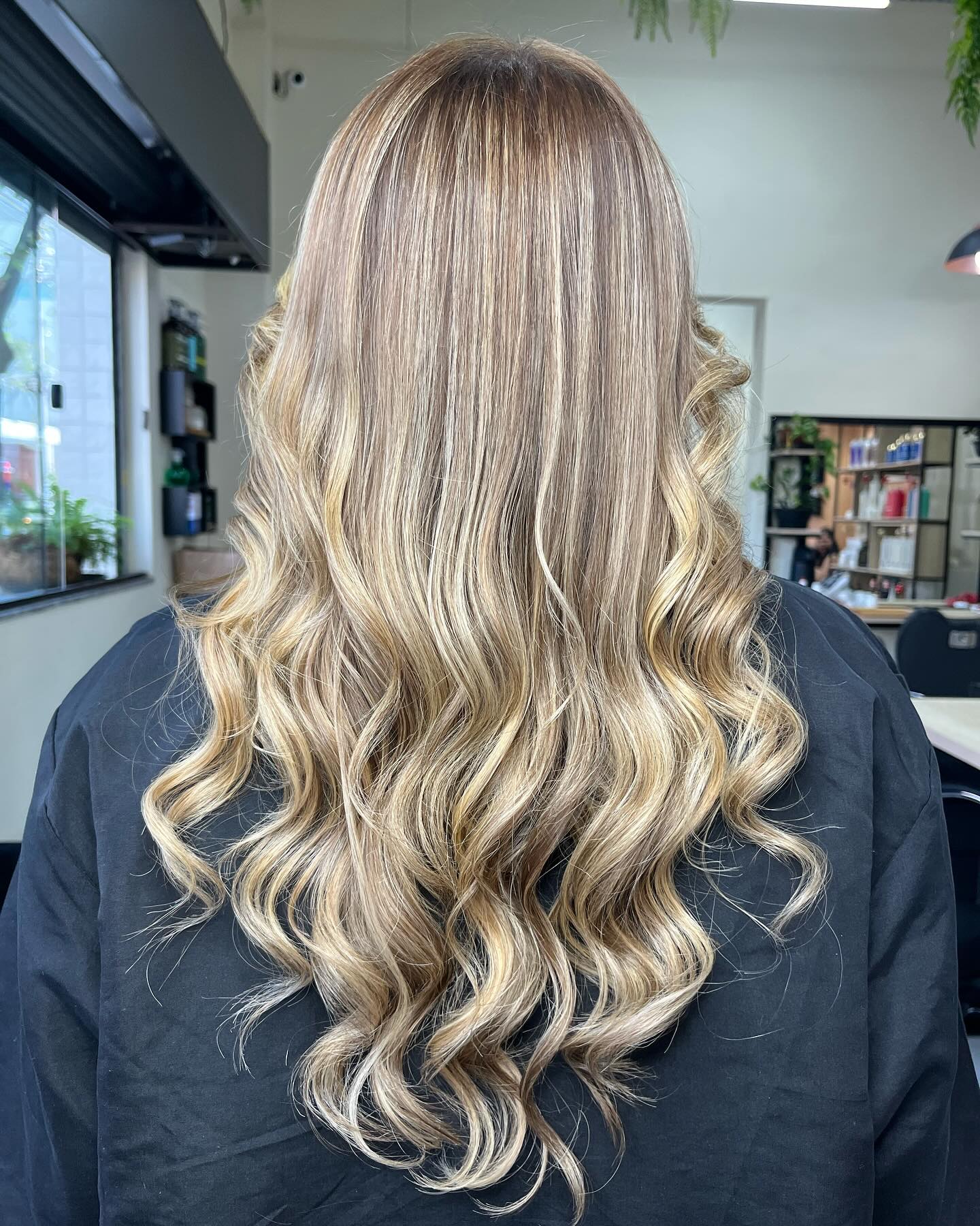 Retoque de Raiz na Mooca | Cabelo Impecável no Beauty C Studio Retoque de Raiz na Mooca | Cabelo Impecável no Beauty C Studio